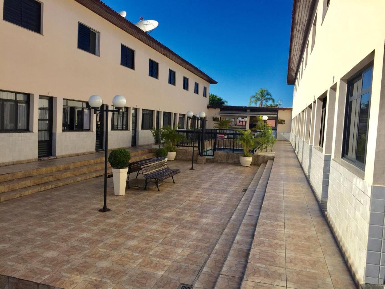 Villagio Em Bertioga Exterior photo